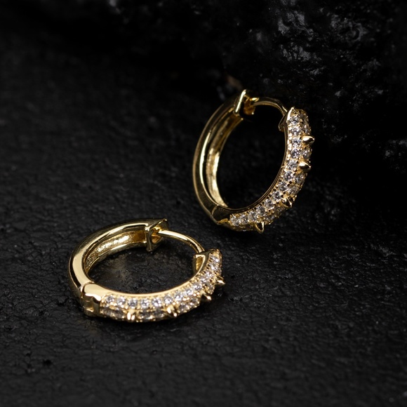 Men's Yellow Gold Sterling Silver Fully Iced Cz Small Spike Huggie Hoop Earrings - Picture 3 of 5